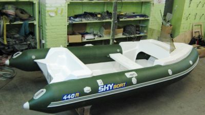 ����� �������� (RIB) Skyboat SB 440RK